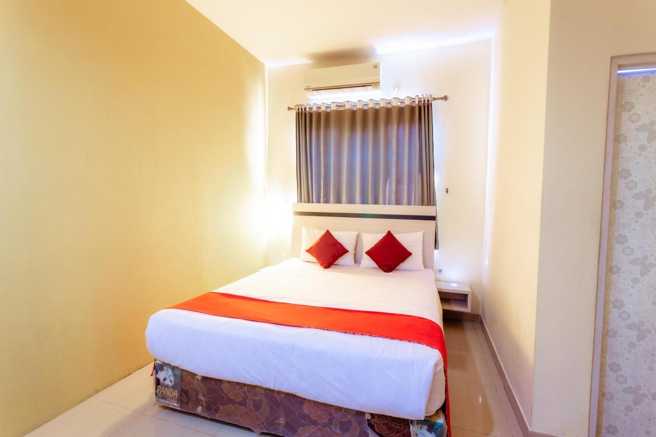 Pratisarawirya Guesthouse By Ecommerceloka Sorabaya Extérieur photo